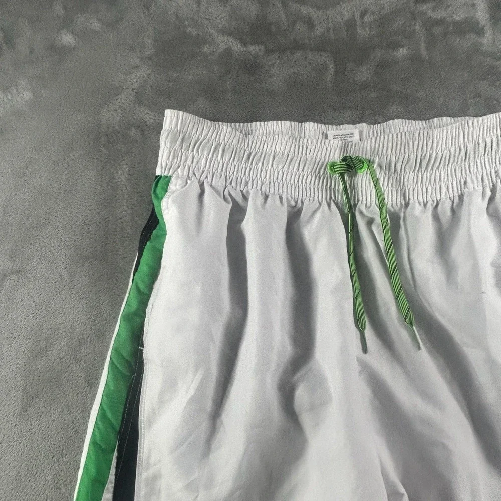 Nike Swim Shorts Mens Large White Green Black Colorblock Mesh Lined Trunks Logo